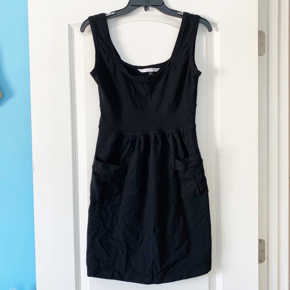 Diane van frustenberg black dress with pockets